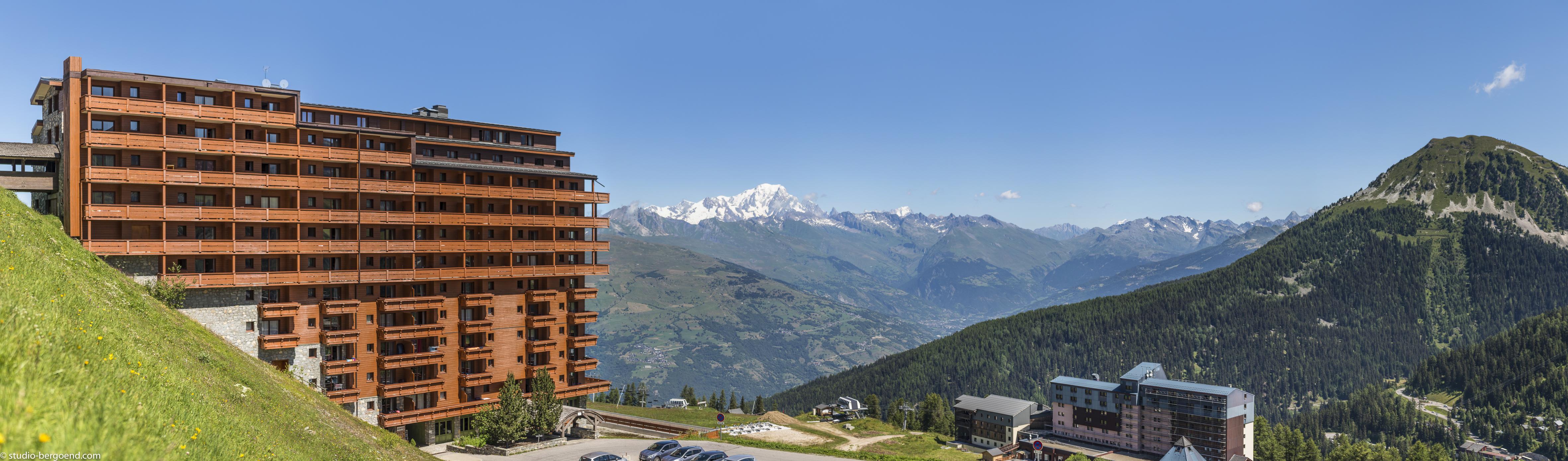 Résidence Pierre&Vacances Premium Les Hauts Bois La Plagne Esterno foto