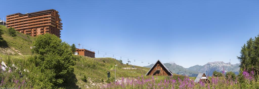 Résidence Pierre&Vacances Premium Les Hauts Bois La Plagne Esterno foto
